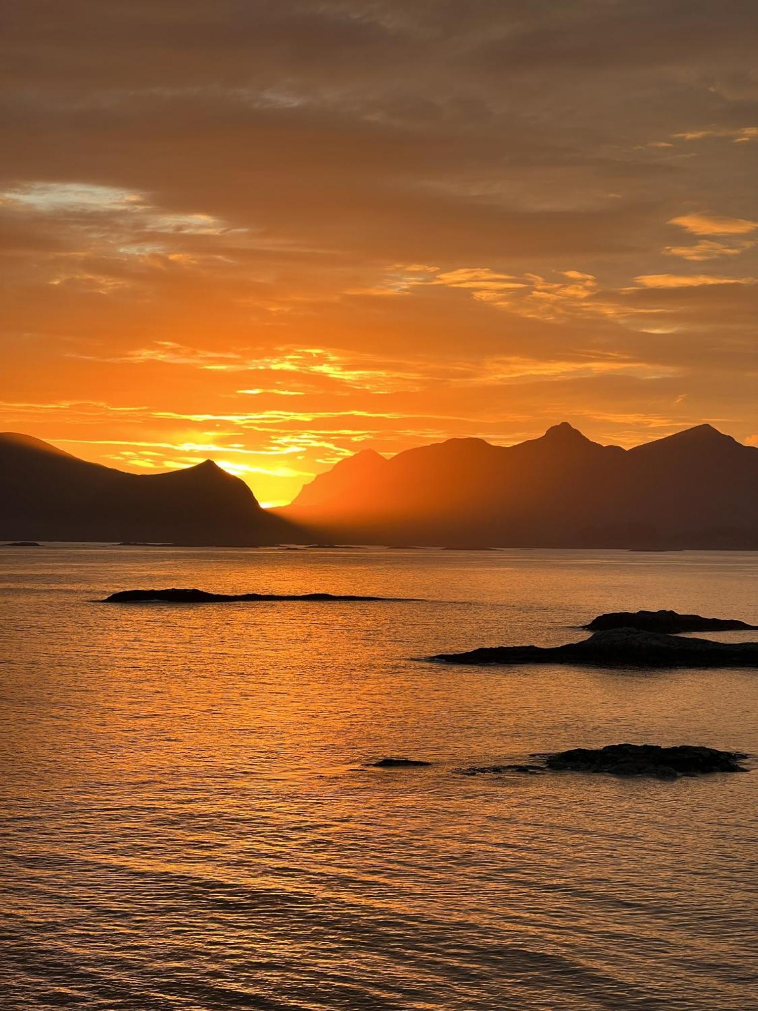 Henningsvaer Lofoten New Apartment Kültér fotó